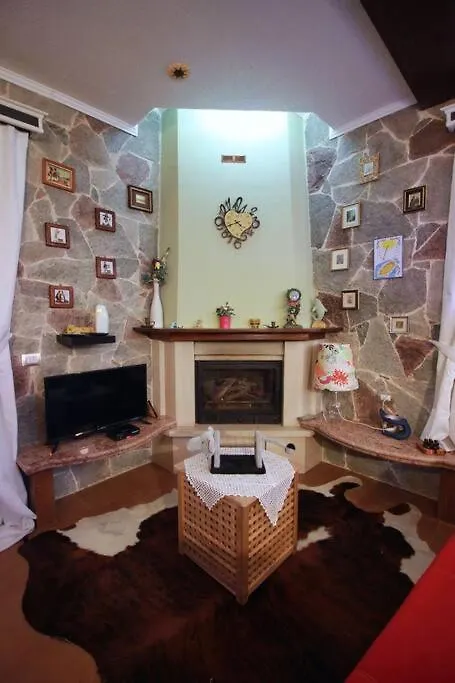 Elisa Apartment Gjirokastër